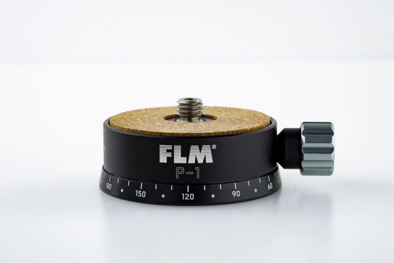 FLM P-1 Panoramabasis für die Herstellung von Panoramafotografien aus mehreren Teilbereichen.