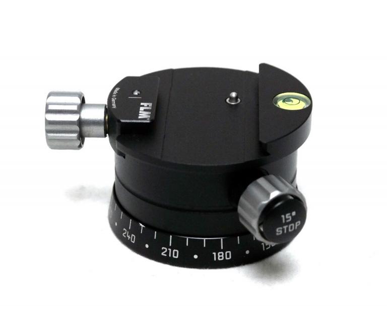 FLM PR-15 Panoramabasis, vereint die Funktion der Panobasis P-1 mit der Funktion der Schnellwechselbasis SRB.