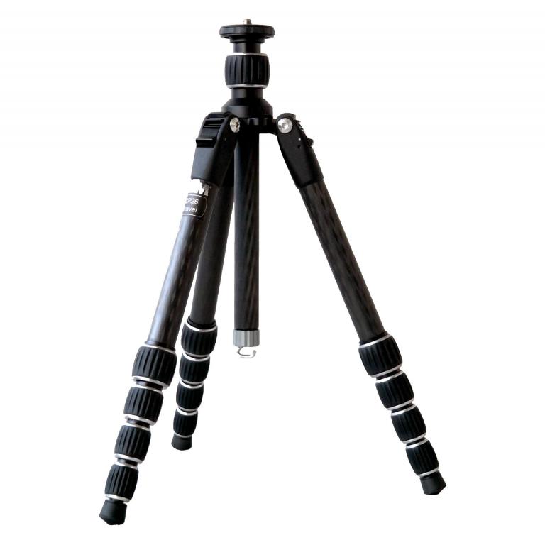 FLM CP-26 Travel CL, das klassische Traveler Stativ mit umklappbaren Beinen - passt mit Kugelkopf in seine Tasche.