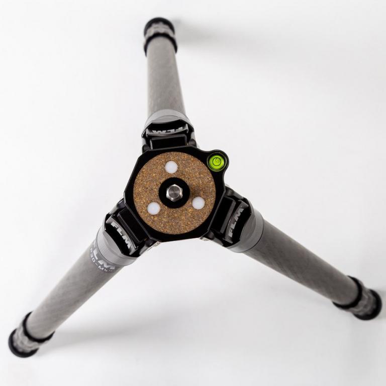 FLM CP-30 M4 II, Carbonfaser/Aluminium Hybrid-Stativ für Fotografie.