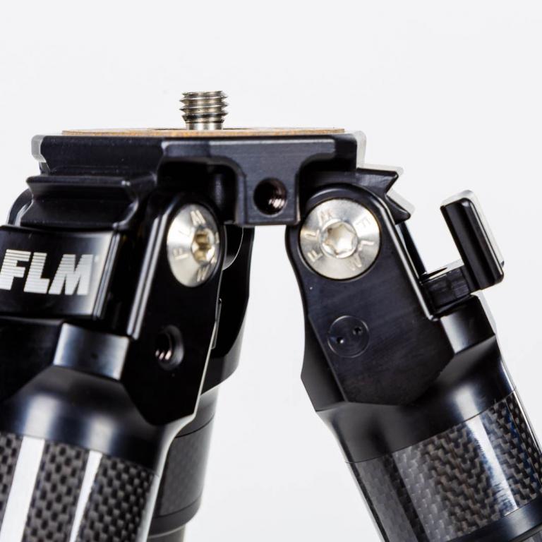 FLM CP-30 M4 II, Carbonfaser/Aluminium Hybrid-Stativ für Fotografie.