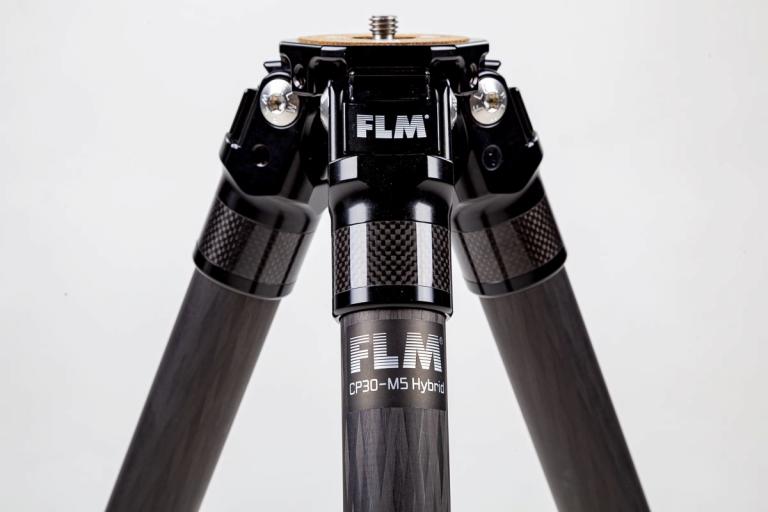 FLM CP-30 M4 II, Carbonfaser/Aluminium Hybrid-Stativ für Fotografie.