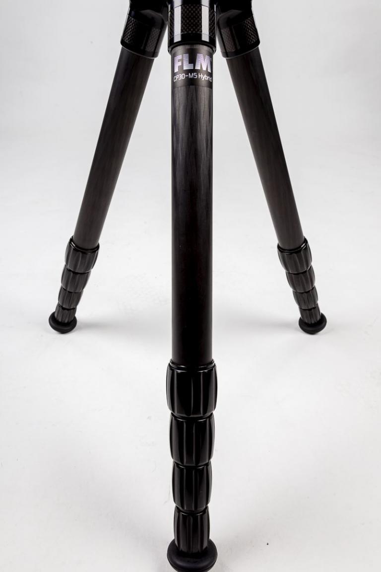 FLM CP-30 M4 II, Carbonfaser/Aluminium Hybrid-Stativ für Fotografie.